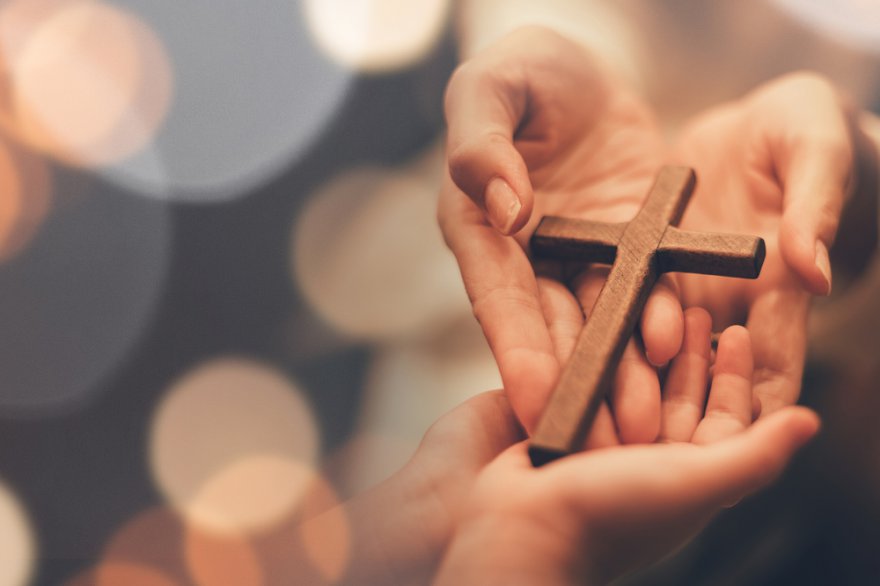 Christentum Foto: © PUWADON SANG @ shutterstock