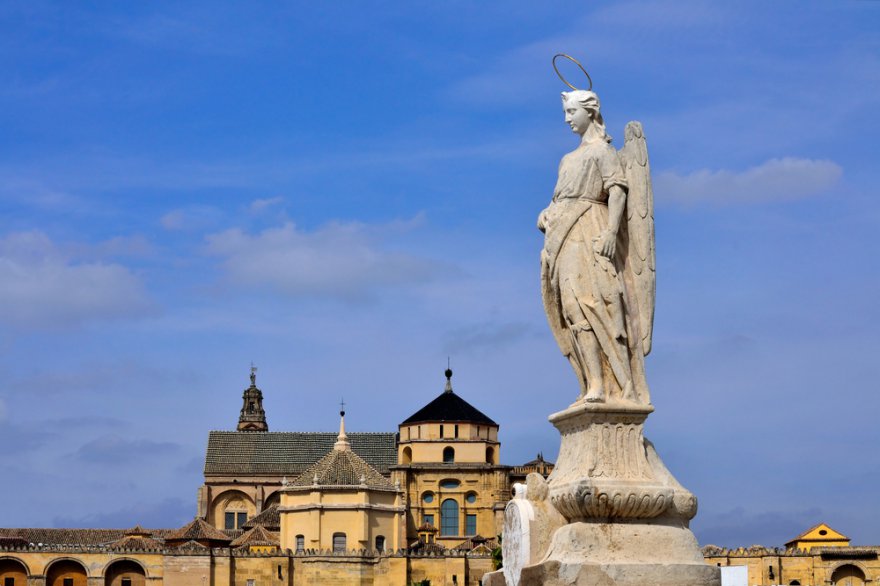 Erzengel Raphael Foto: © BibiDesign @ shutterstock