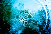 Wasserlesen - eine alte Kunst der Wahrsagung neu entdecken Foto: © YJ.K @ shutterstock